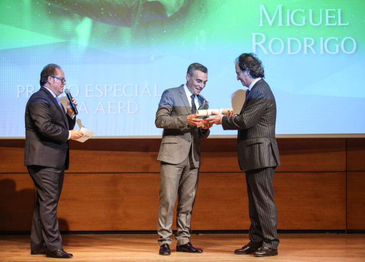Miguel Rodrigo, Premio Especial de la AEPD Granada
