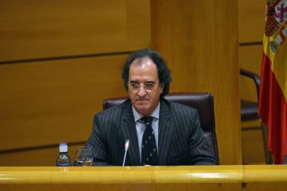 Julián Redondo defiende el carné de la AEPD en el Senado: “Es una llave y el filtro contra el intrusismo”