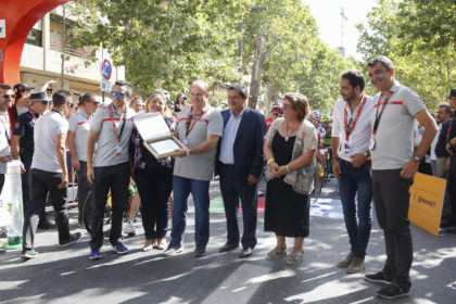 Paco Anguita, homenajeado por la Vuelta a España
